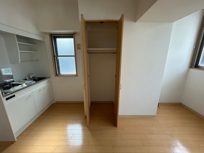 物件内観写真9　(収納)