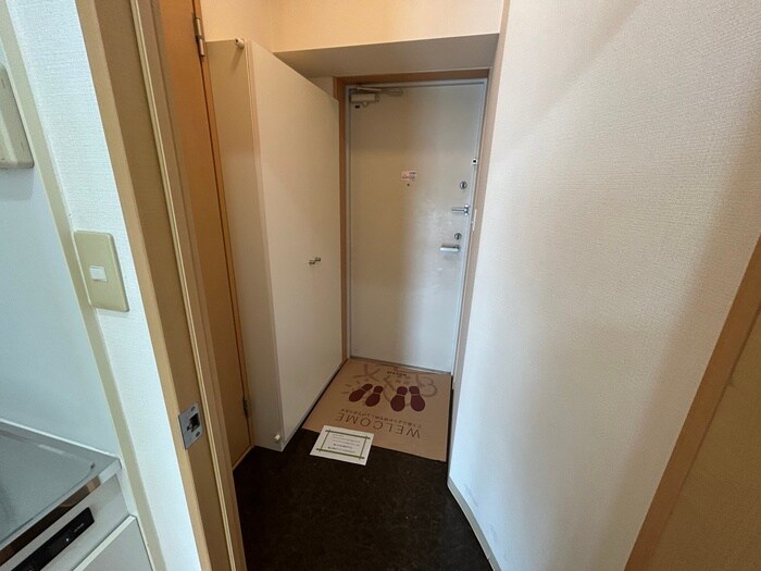 物件内観写真19　(廊下)