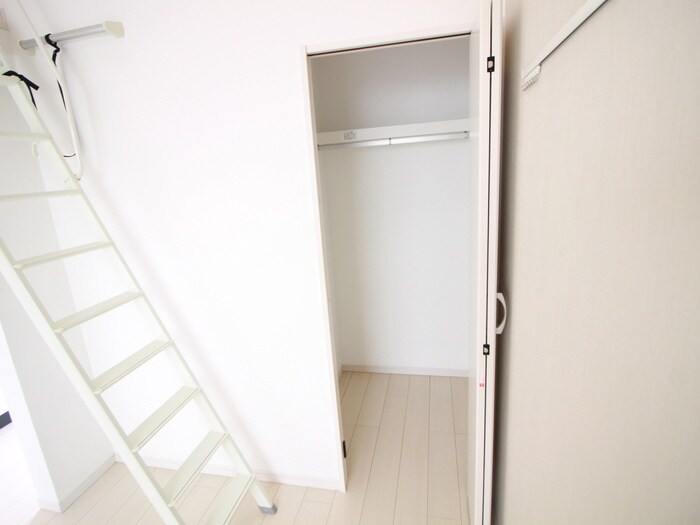 物件内観写真11　(収納)