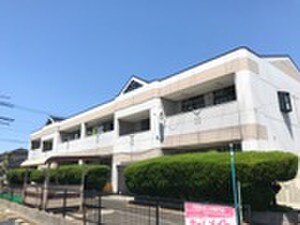 ガーデンハイム外観写真