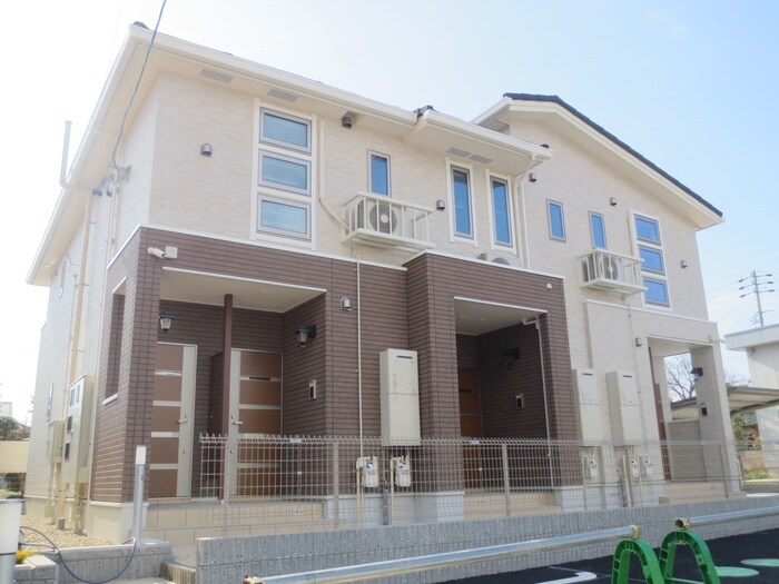 物件外観写真2　(外観写真)