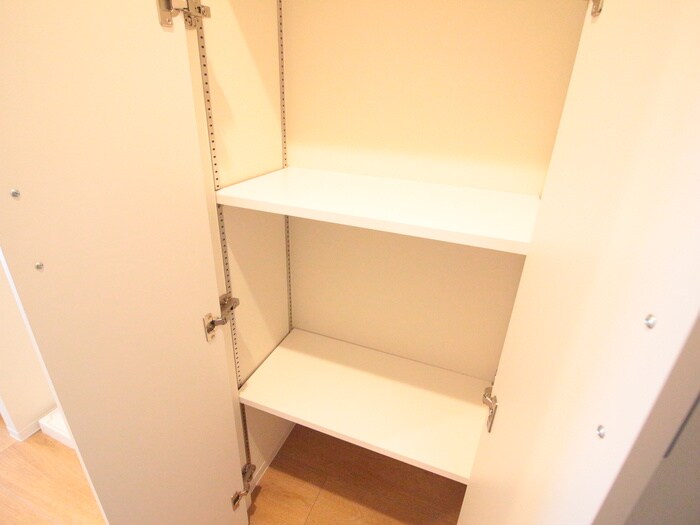 物件内観写真10　(収納)