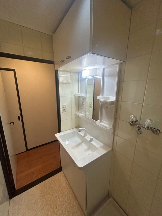 物件内観写真15　(洗面)