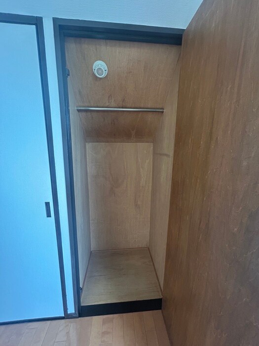 物件内観写真18　(収納)