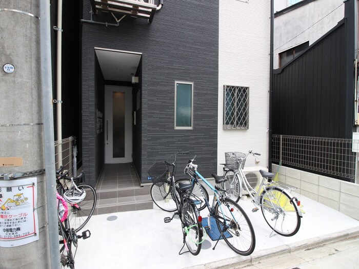 物件外観写真6　(外観写真)