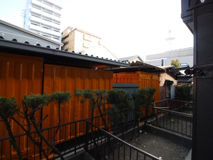 物件内観写真18　(室内からの展望)