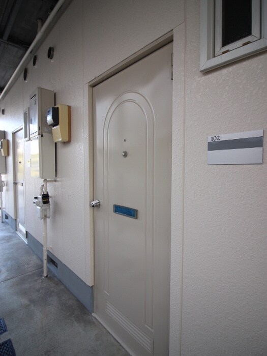 物件内観写真22　(玄関)