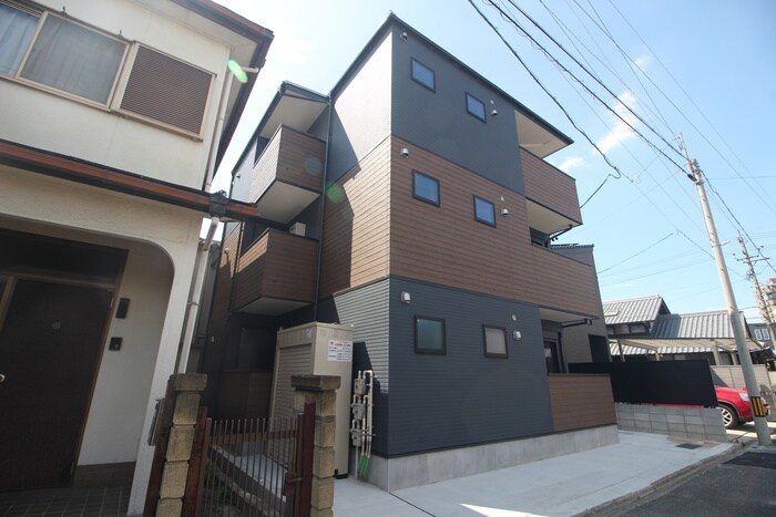 物件外観写真2　(外観写真)