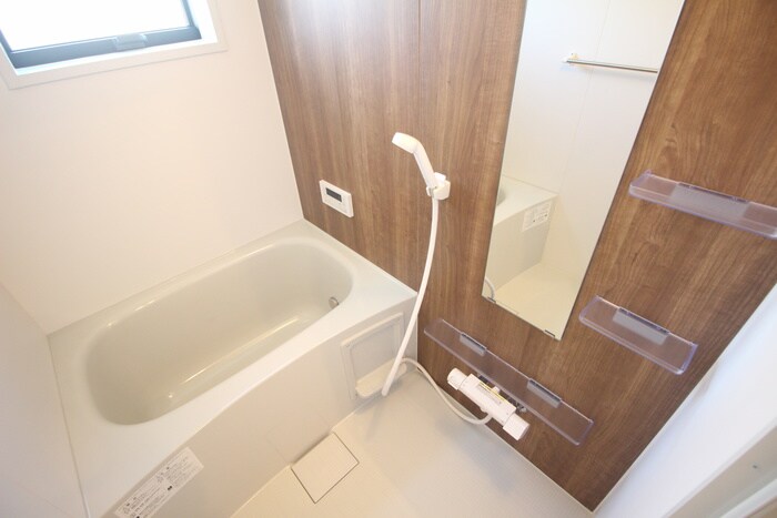 物件内観写真9　(バス／シャワールーム等)