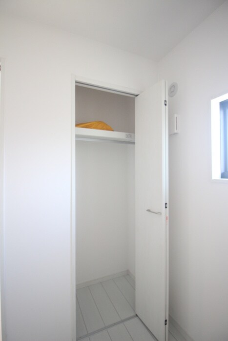 物件内観写真13　(収納)