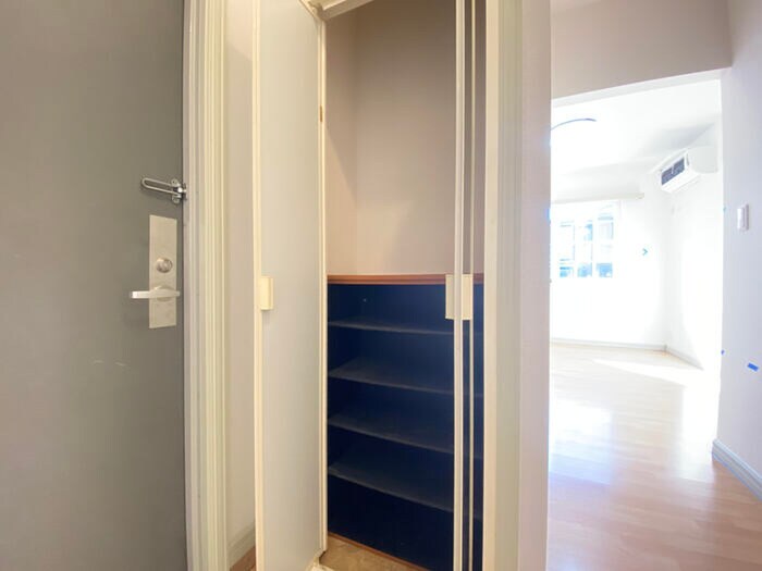 物件内観写真12　(靴箱)