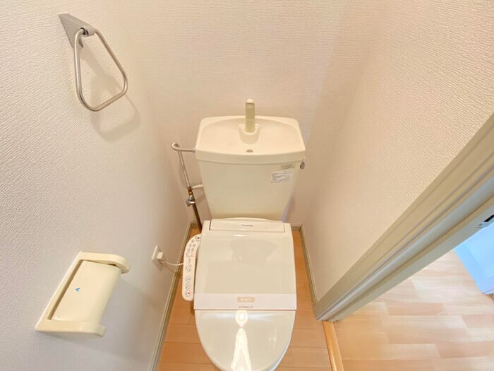 物件内観写真14　(トイレ)