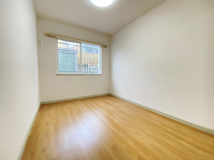 物件内観写真16　(居室)