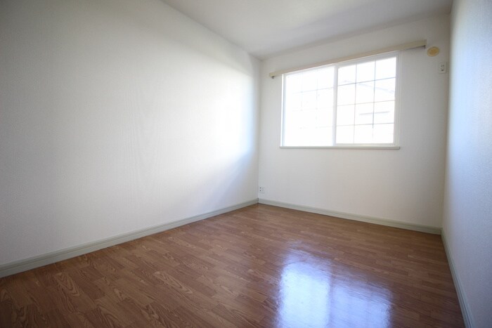 物件内観写真18　(居室)