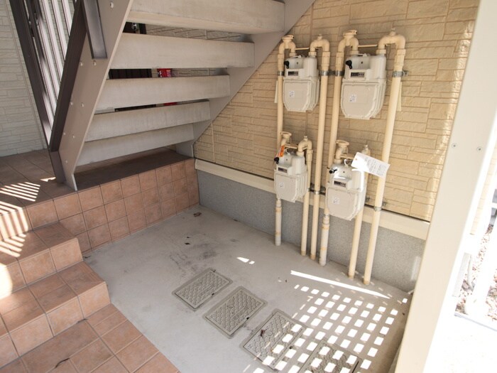 物件外観写真6　(駐輪場)