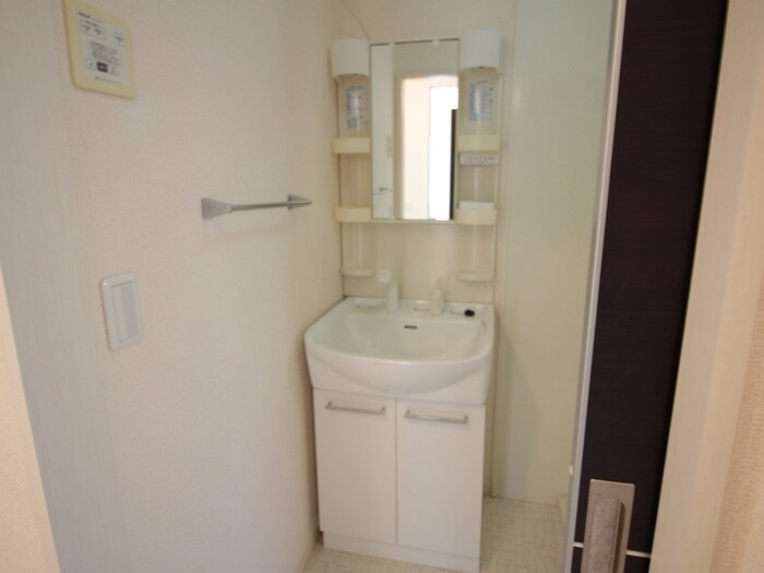 物件内観写真14　(洗面)