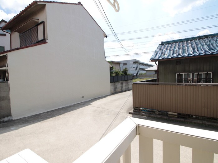 物件内観写真16　(室内からの展望)