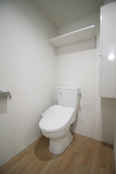 物件内観写真10　(トイレ)