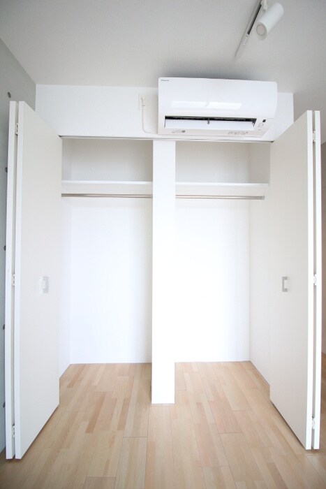 物件内観写真12　(収納)