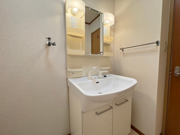 物件内観写真13　(洗面)