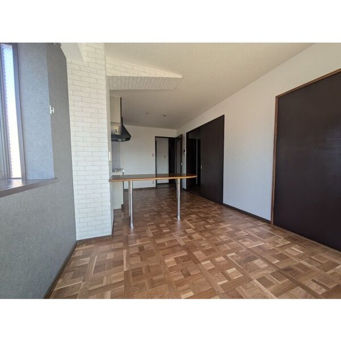 物件内観写真4　(居室)