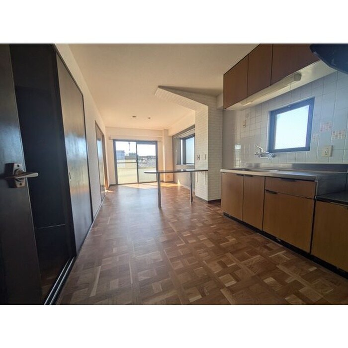 物件内観写真6　(居室)