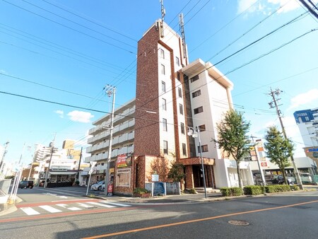 ワイズビル外観写真