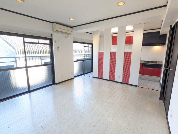 物件内観写真8　(居室)