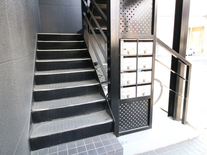 物件外観写真6　(建物設備)