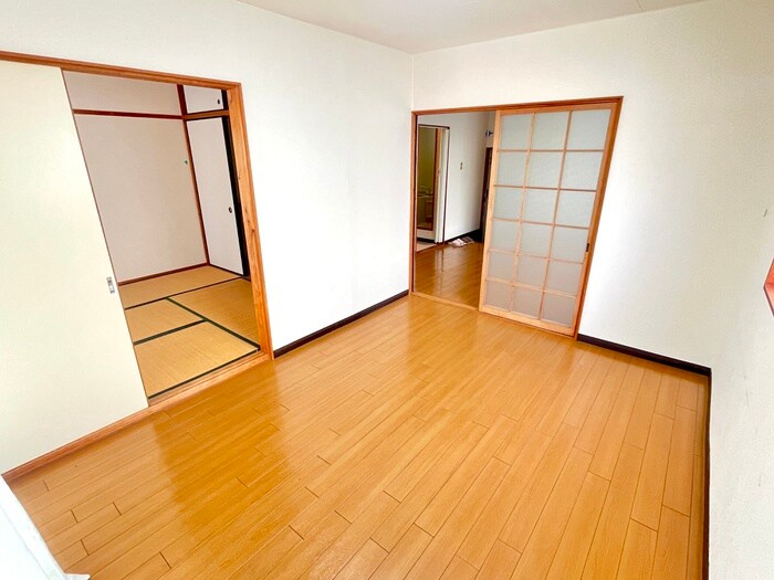 物件内観写真7　(居室)