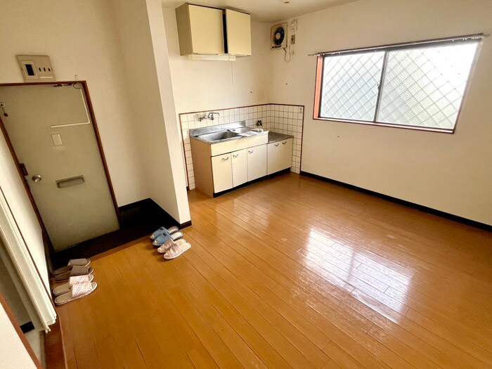 物件内観写真8　(居室)