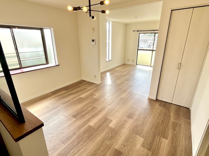 物件内観写真8　(居室)