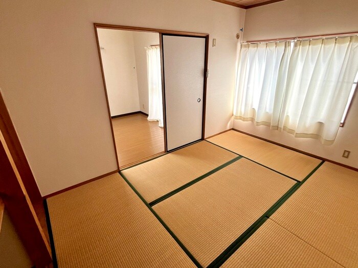 物件内観写真11　(居室)