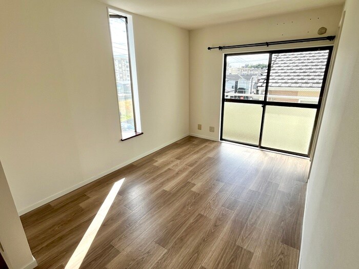 物件内観写真14　(居室)