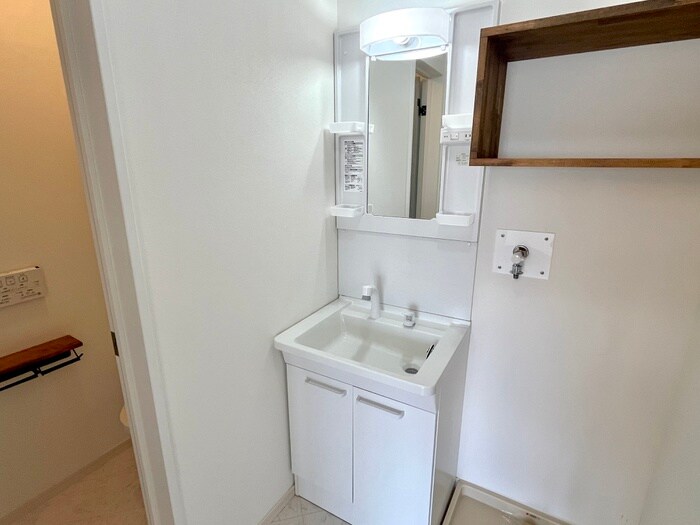 物件内観写真18　(洗面)