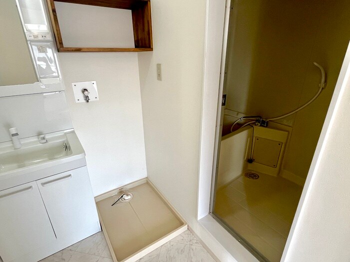 物件内観写真19　(洗濯機置場)