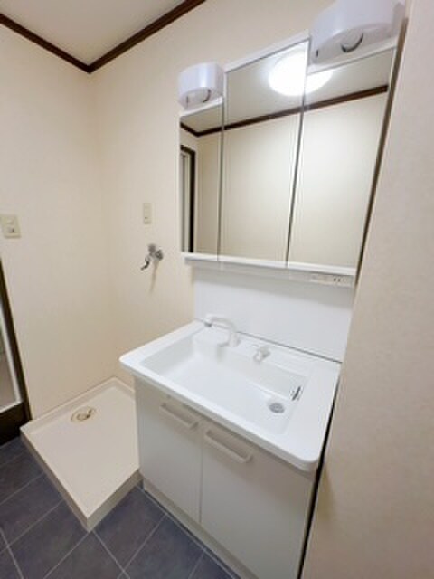 物件内観写真15　(洗面)