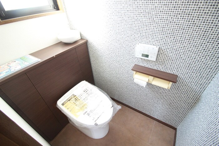 物件内観写真13　(トイレ)