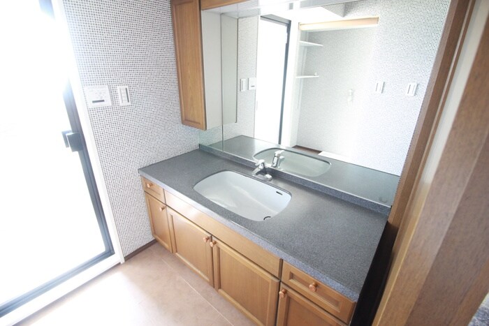 物件内観写真14　(洗面)