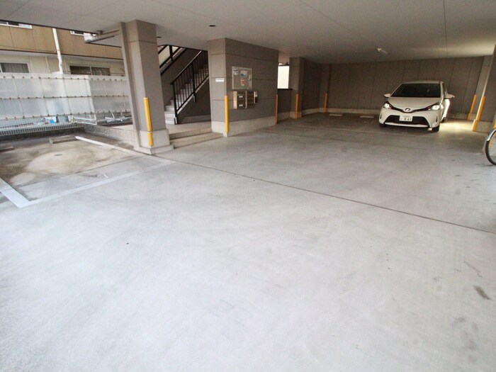 Annex121の駐車場