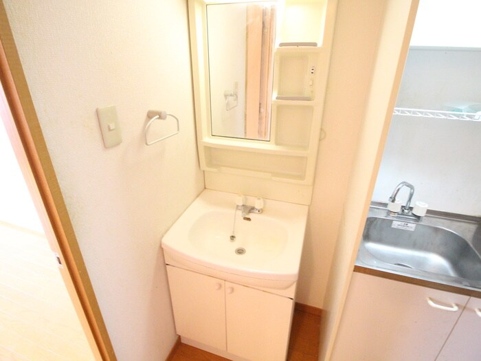 物件内観写真10　(洗面)