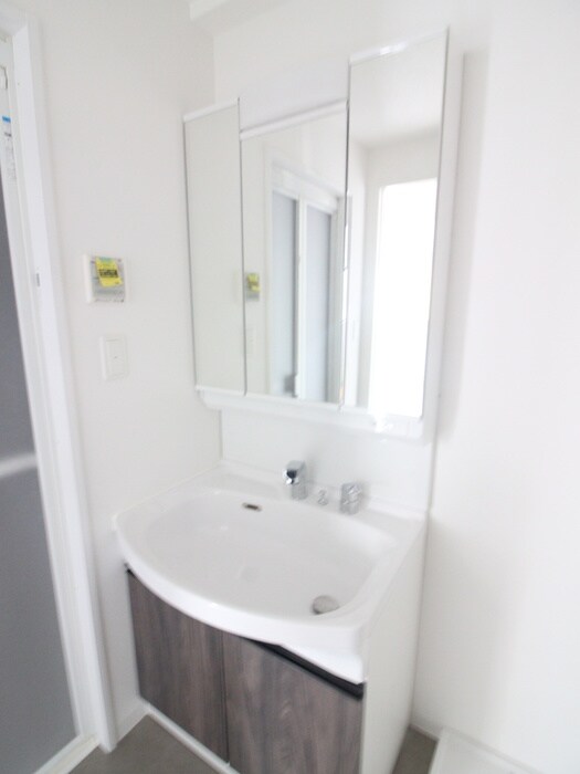 物件内観写真13　(洗面)