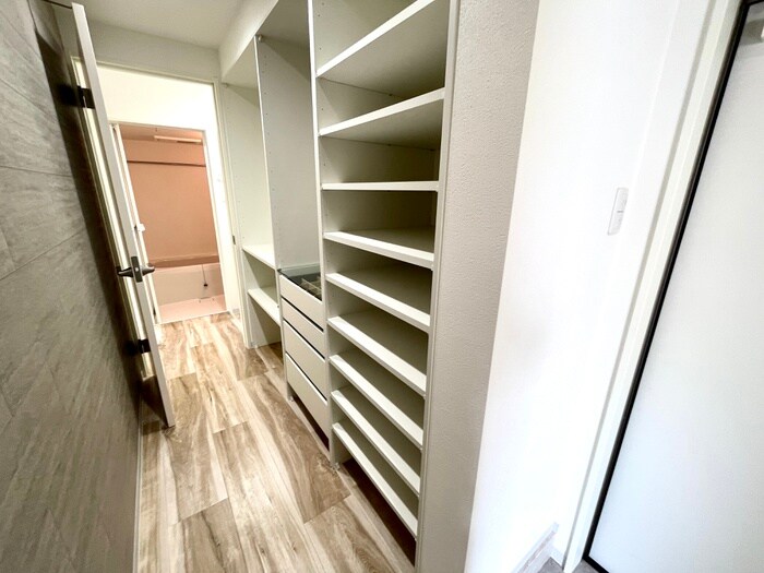 物件内観写真8　(収納)