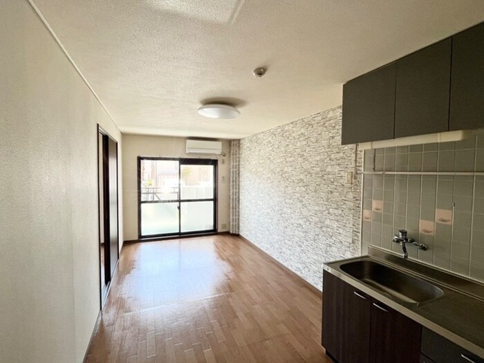 物件内観写真5　(居室)