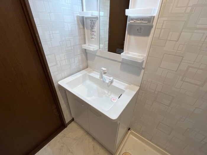 物件内観写真12　(洗面)