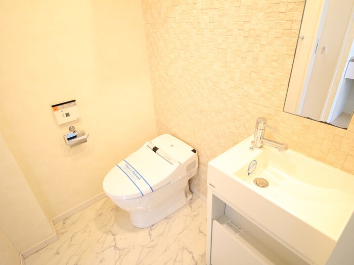 物件内観写真10　(トイレ)