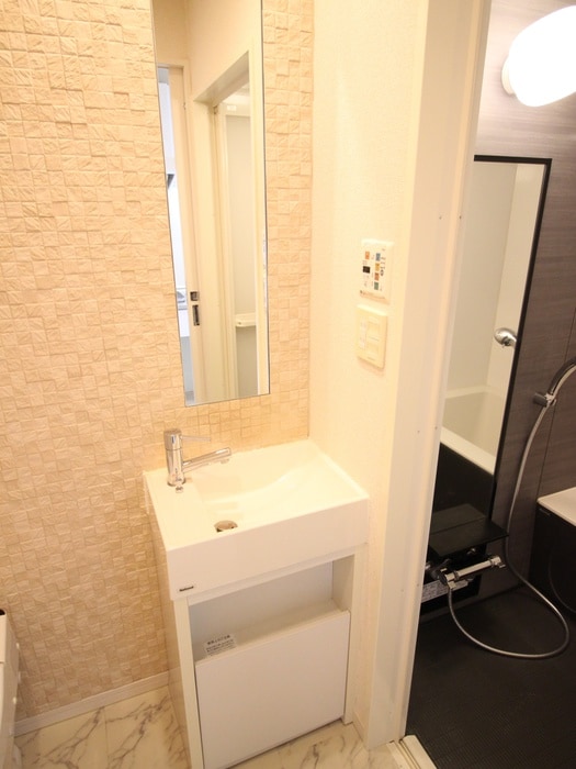 物件内観写真11　(洗面)