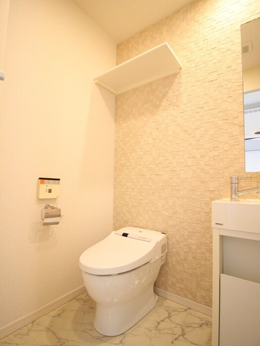 物件内観写真12　(トイレ)