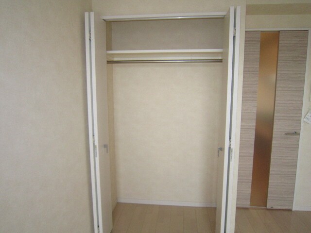 物件内観写真15　(収納)