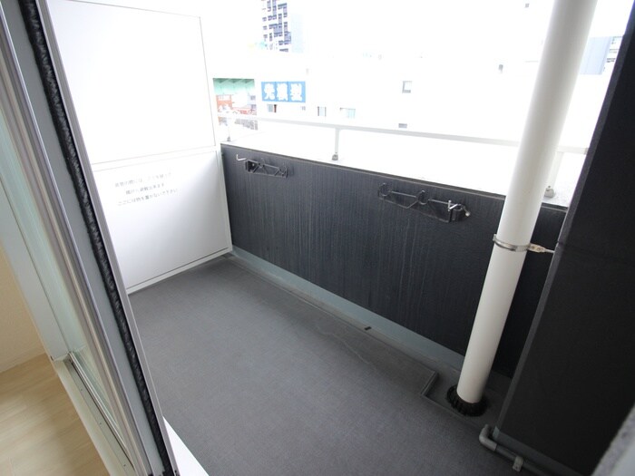 物件内観写真16　(ベランダ・バルコニー)